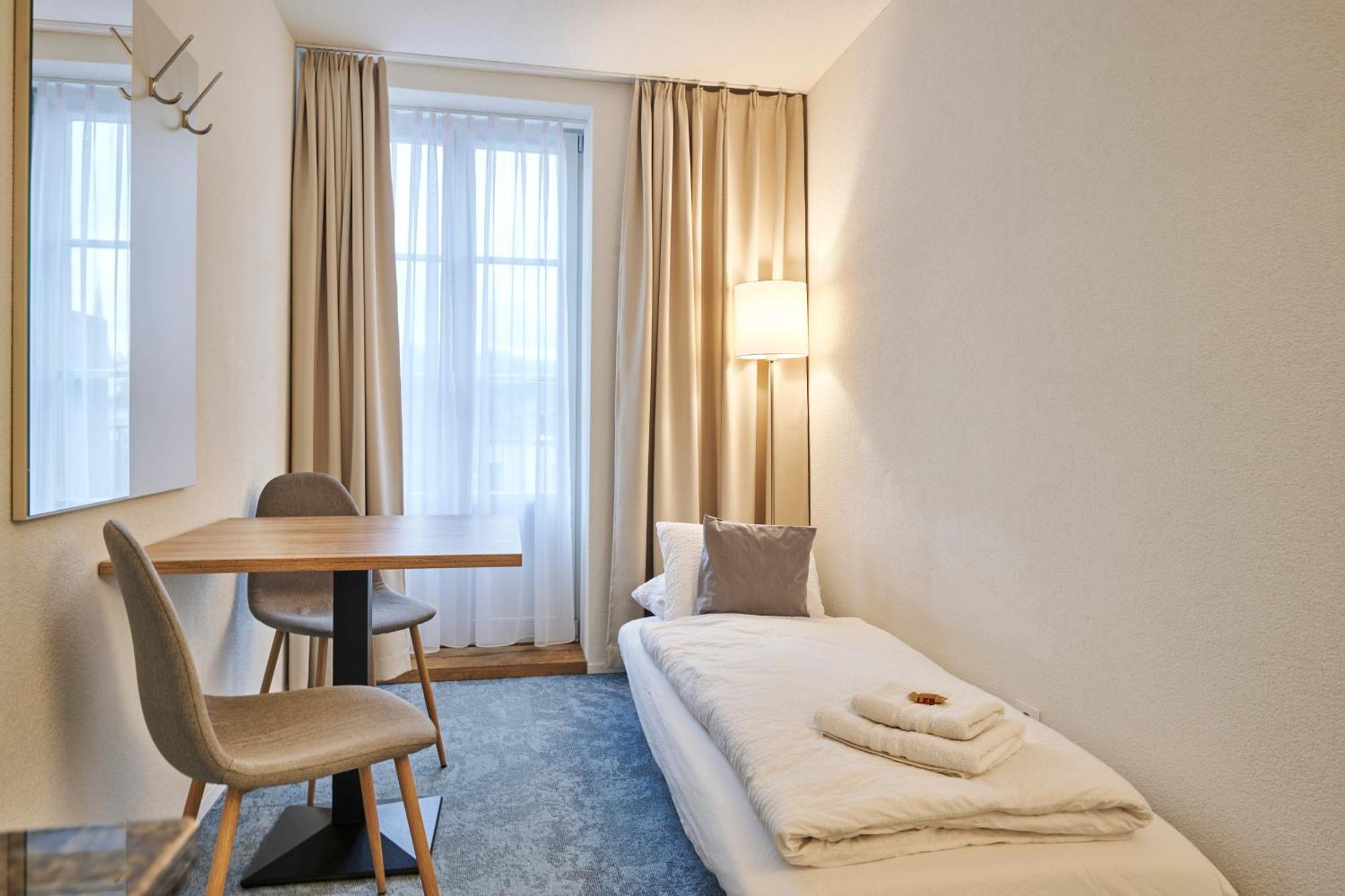 Aparthotel Krone - Self Check-In Unterseen Екстериор снимка